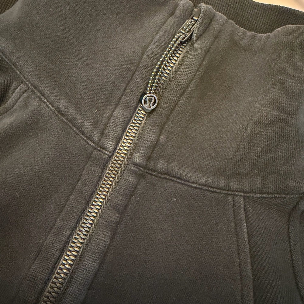 lululemon athletica scuba - Picture 6 of 8